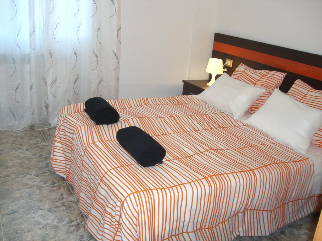 Pension Aqua Rooms Portomarin Bagian luar foto