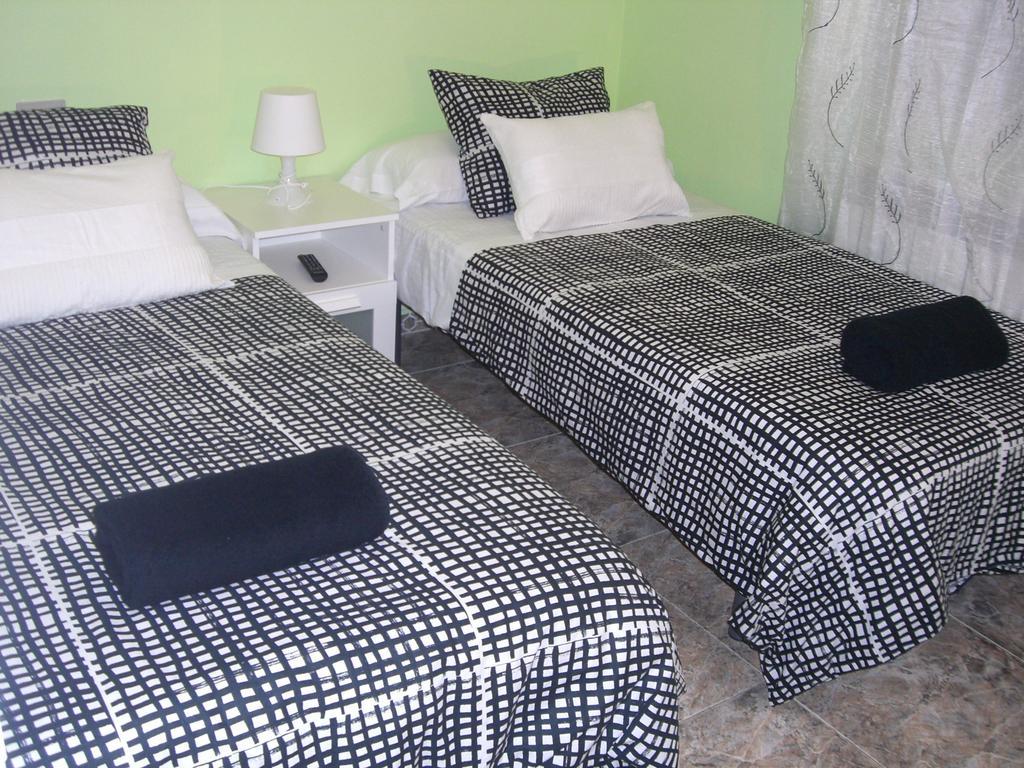 Pension Aqua Rooms Portomarin Bagian luar foto