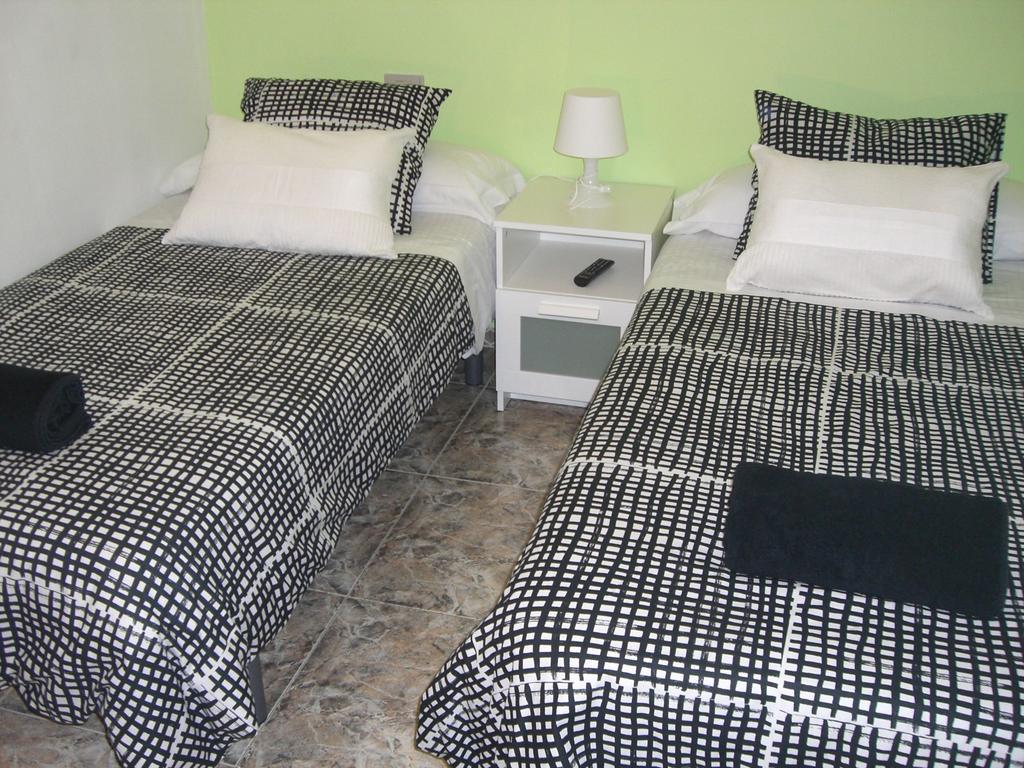 Pension Aqua Rooms Portomarin Bagian luar foto