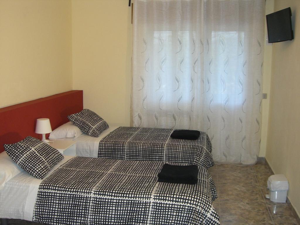 Pension Aqua Rooms Portomarin Bagian luar foto