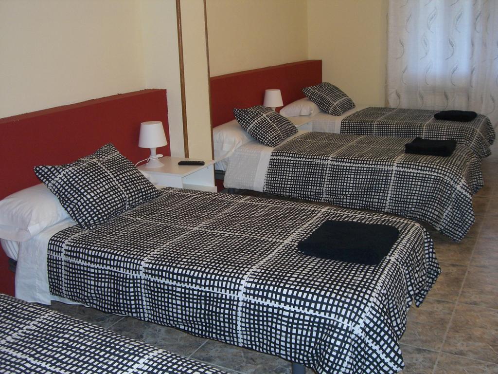 Pension Aqua Rooms Portomarin Bagian luar foto