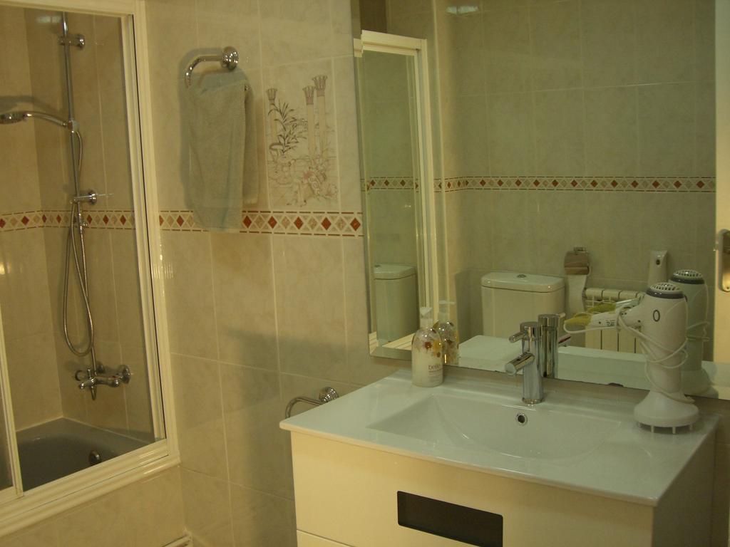 Pension Aqua Rooms Portomarin Bagian luar foto